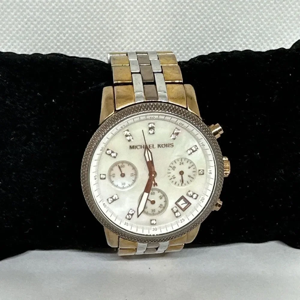Michael Kors Ritz MK5642 Women Tri-Tone Stainless Steel Analog Dial Watch NUL60
